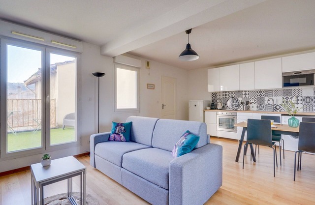 Appartement de 30 m2 - 5 min de Bordeaux - Terrasse - Parking Gratuit