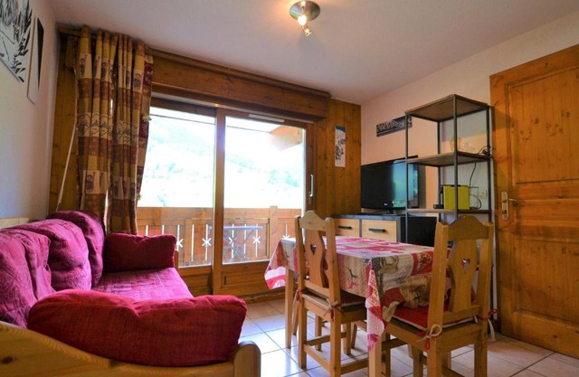 Appartement de charme au pied des pistes - FR-1-505-69