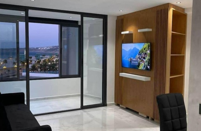 Appartement de Luxe Avec vue sur mer à Malabata