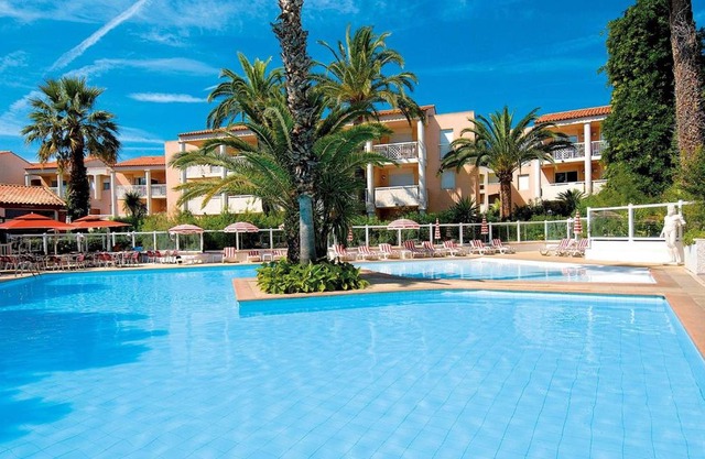 Appartement de standing à 5 min de la mer N 7208