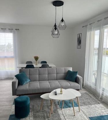 Appartement F3 cozy avec balcon proche de Paris et aéroport CDG
