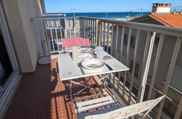 Appartement T2 à Deux pas de la Plage - 4indi54