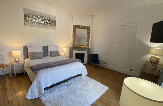Appartement Luxe ****-Apartment-Deluxe-Mobility bath-City View