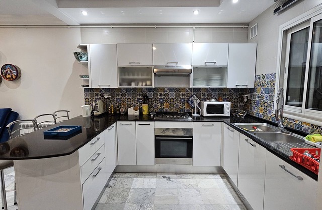 Appartement Super Équipé Avec Jardin, Piscine, Proche de la Plage