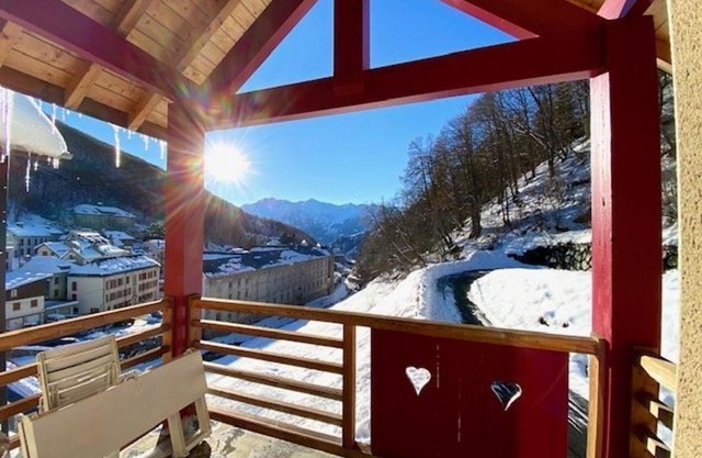 Appartement T2 confortable, 4 pers., garage, WIFI, Barèges, proche thermes et ski-bus - FR-1-403-97