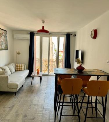 Appartement T3 Traversant 53m2 Marseille vue mer