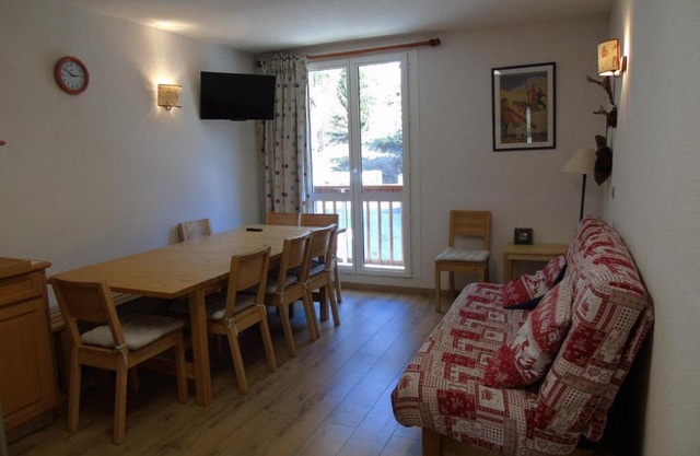 Appartement Valfréjus, 4 pièces, 10 personnes - FR-1-561-24