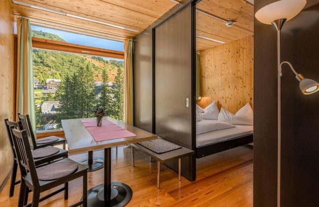 Appartment Nr. 8, 2 Schlafr., Du., WC - 1-2 Nächte - "holzboxen" Planneralm Alpin Appartements