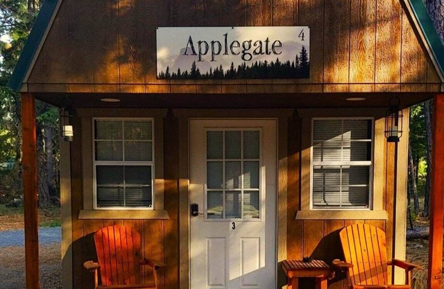 Applegate Cabin 2 - Restrooms and Showers are only a short walk away.