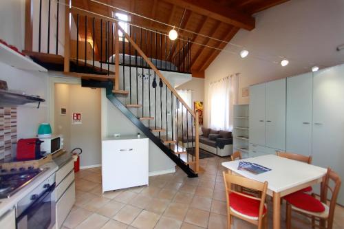 Apt 4 Borgo Lago di Garda