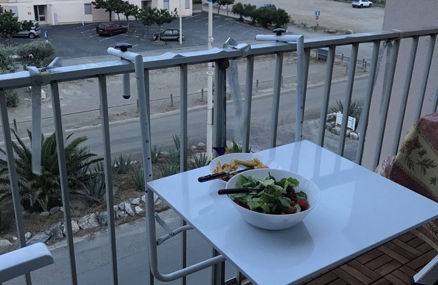 Apt Entièrement Rénové a Proximité et vue mer