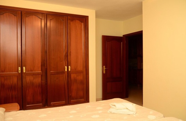 Apt. Heliconia Nº 5 - One Bedroom Apartment, Sleeps 2