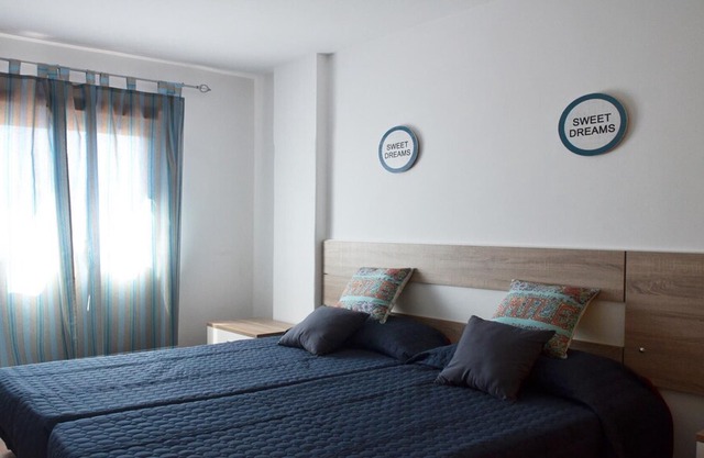 Apt. Ulises Bajo - One Bedroom Apartment, Sleeps 2