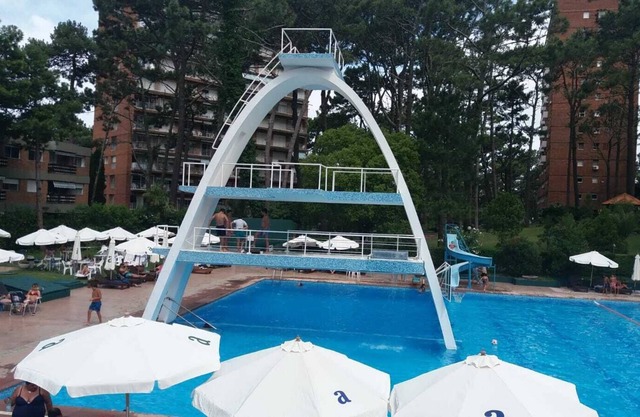 Apt with pool in beautiful rugged resort of Punta del Este