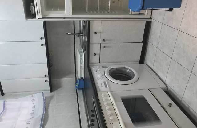 Apt with pool near the beach (area ever)