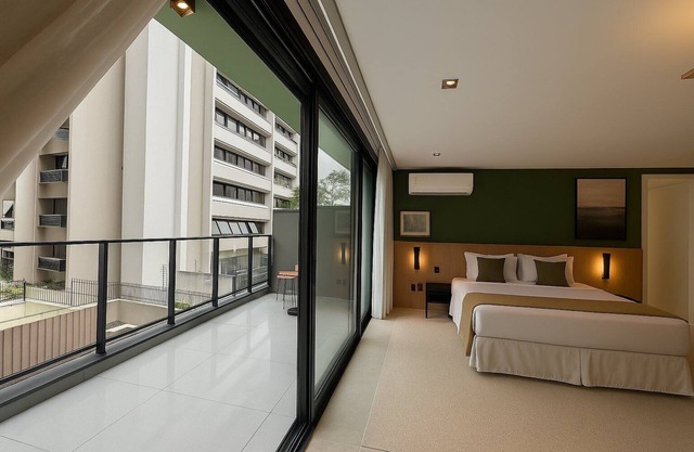 Apto com sacada 39m² - Com varanda e confortável