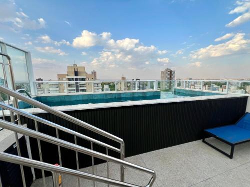 Aptos 1 ou 2 quartos no Centro com Piscina e Academia