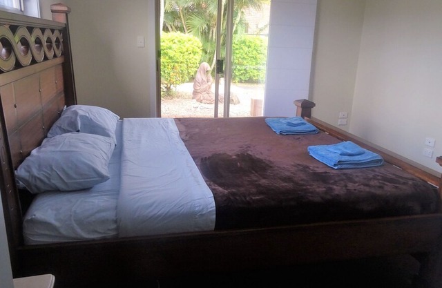 Apurla Hervey Bay - Located at the Point