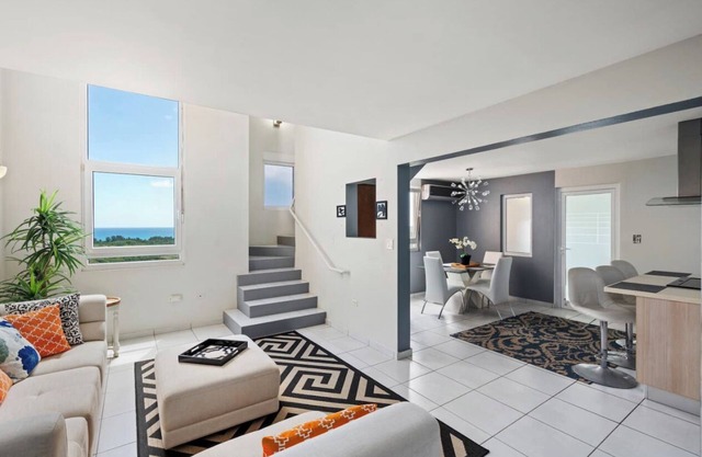 Aqua Alta Penthouse