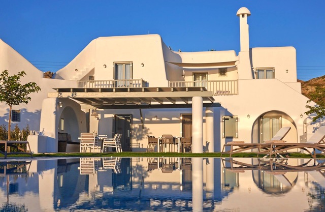 Aqua Breeze South Villa on the beach