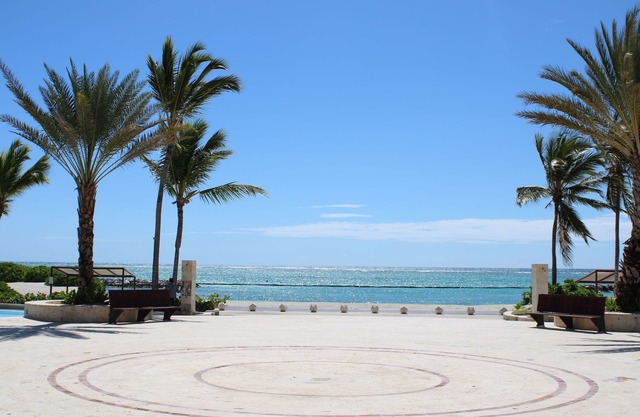 AQUAMARINA BEACHFRONT CONDOMINIUM