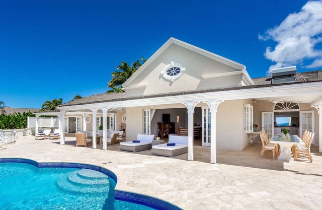 Aquilae Luxury apartment