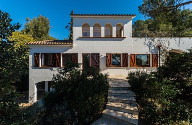 AR-2 CALELLA DE PALAFRUGELL 8 PAX