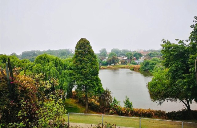 Ararat Haven with Lake View