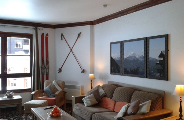 Arc1950 5-Star Resort Large Tranquil Apartment 1 Bed Sleeps 4 Ski-in Ski-out