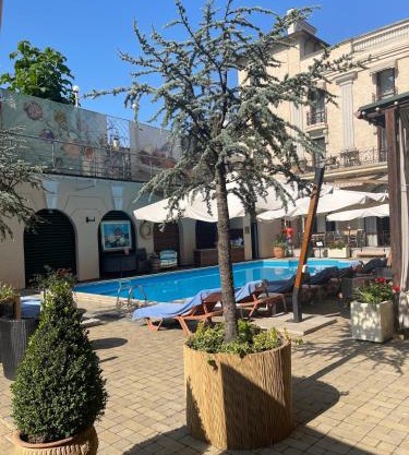 Arcada Apartments