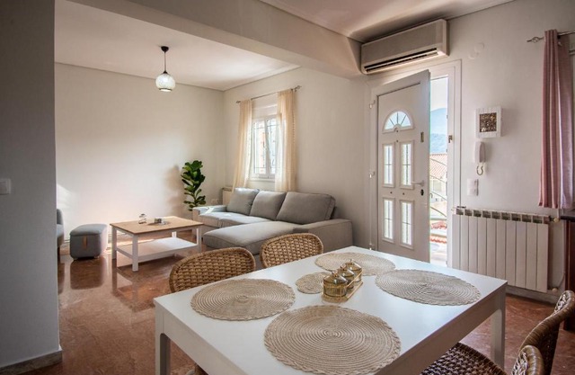 Argostoli Heart:A Perfect Escape
