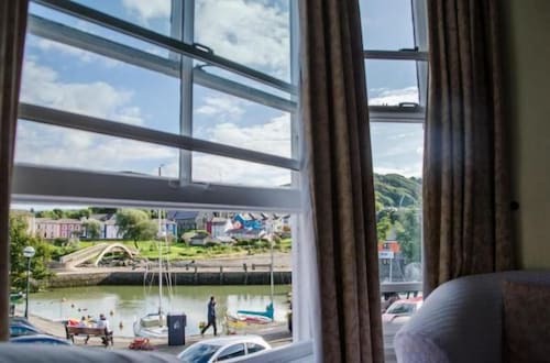 Arosfa Harbourside Guest House