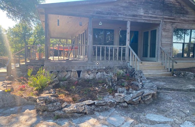 Around the Bend Bungalow