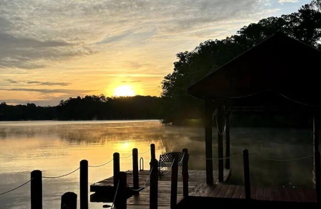Arrow Point Retreat on Jackson Lake - Updated new furnishings - Amazing Sunrises
