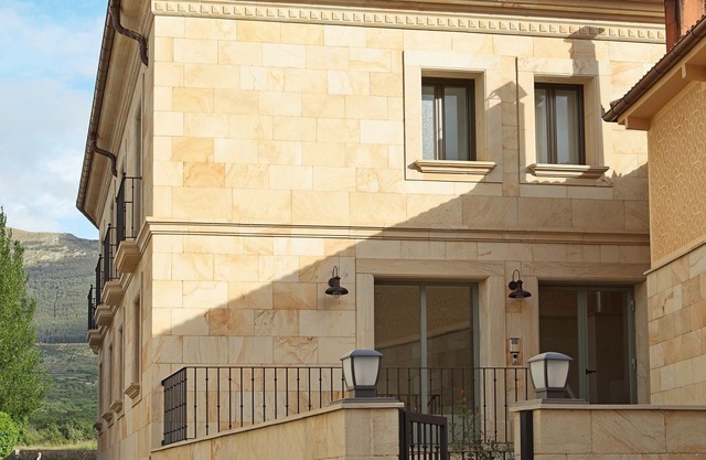 Artesa Suites & Spa