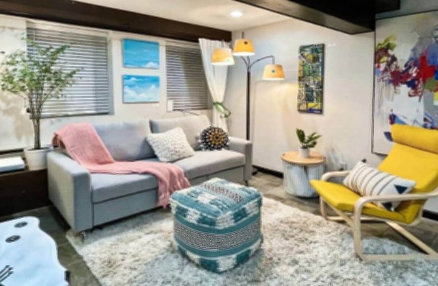 Artist's apartment in the heart of the city