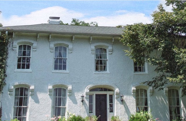 Artistic estate