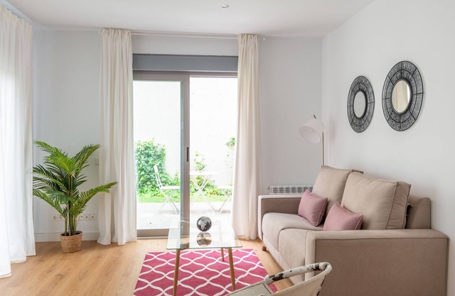 Arturo Soria - 1 Bedroom duplex with terrace