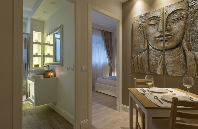 Aruna Suites