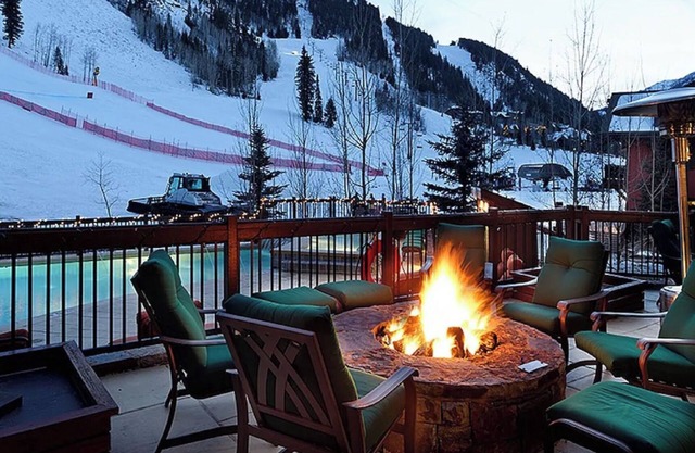 Aspen Summer at Ritz Carlton Club Ski in Ski out 3 bdrm 3 bath, by owner.