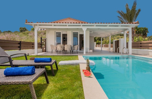 Astarte Villas - Villa Siesta With Private Pool