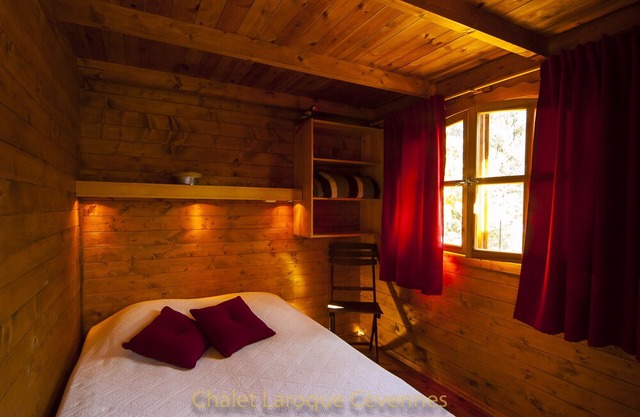 At the foot of the Cevennes, between sea and mountain