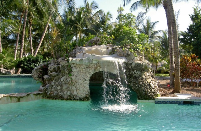 Atlantis Paradise Island Beach Area Luxury Apartment