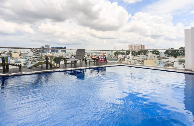 Auhome - Tea Garden Apartment with Sky Pool