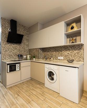 Aura Home
