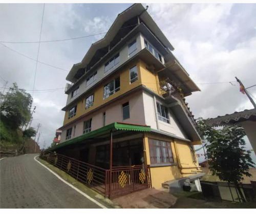Aura Homes