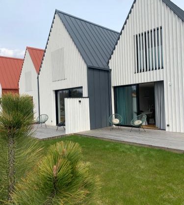 Aurora apartments
