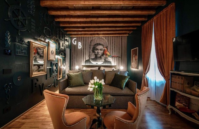 Aurum - Como Luxury Suites