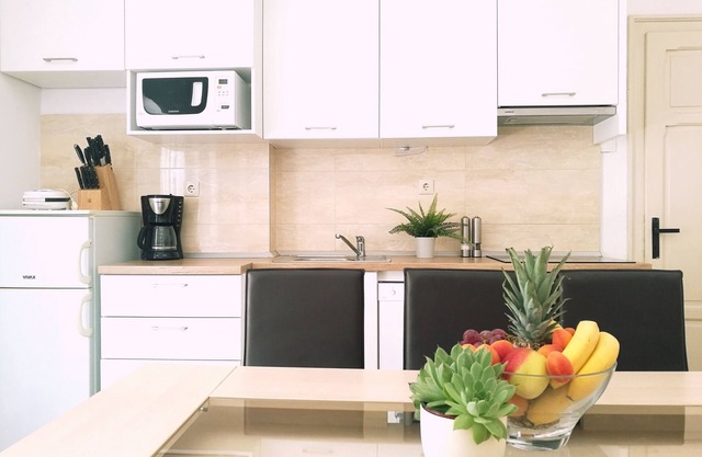 Authentic Dalmatian Housen3 bedroom accommodation in Kastel Gomilica