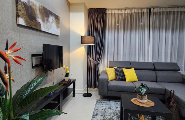 Avenpeak Homestay Tamarind Wifi, Netflix, Iron, Filter, TV, Self Checkin